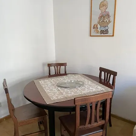 Apartment Incantevole Sole, In Centro Stintino